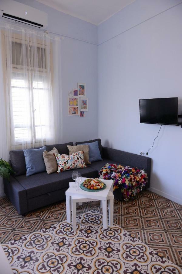 Trendy Apartments In The Heart Of Florentin With Free Netflix Tel Aviv Oda fotoğraf